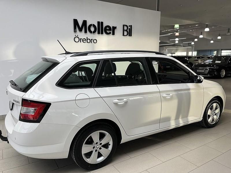 Begagnad Skoda Fabia Style 95 HK (69 kW) 2018 Candy white Kombi