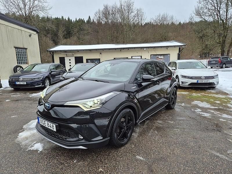 Begagnad Toyota C-HR Executive 122 HK (89 kW) 2018 Svart SUV