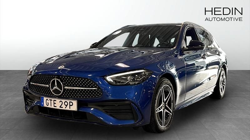 Begagnad Mercedes C300e AMG 313 HK (230 kW) 2022 Blå Kombi