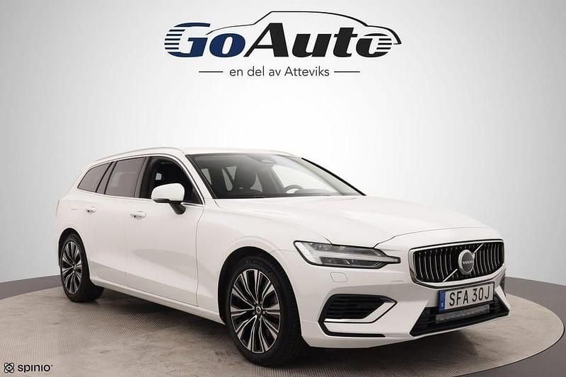 Vit Begagnad 2025 Volvo V60 Core Kombi | 429 500 kr - Bild 1/2
