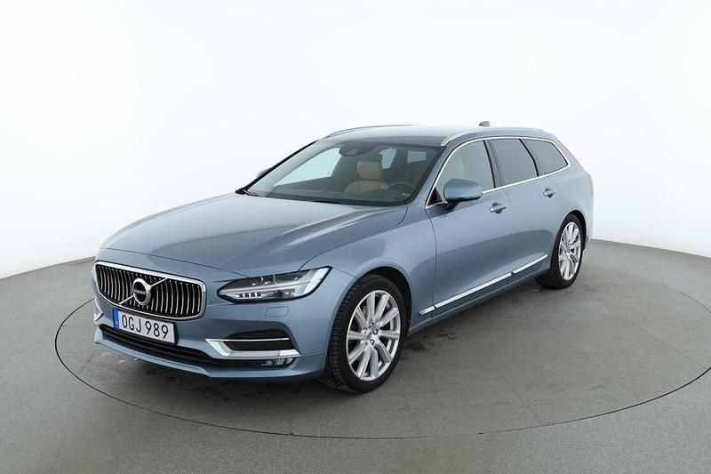 Blå Begagnad 2016 Volvo V90 Inscription Kombi | 245 000 kr (Marknadspris) - Bild 1/3