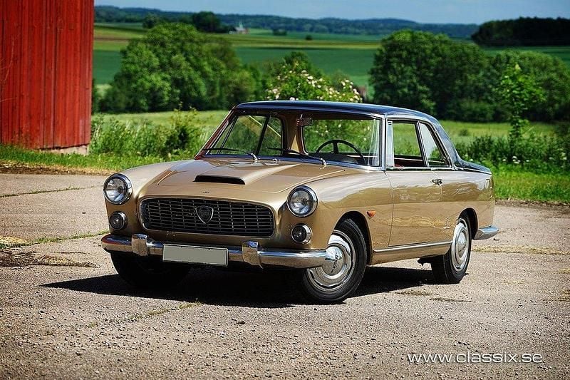 Brun Begagnad 1963 Lancia Flaminia Sportkupé | 368 500 kr - Bild 1/4