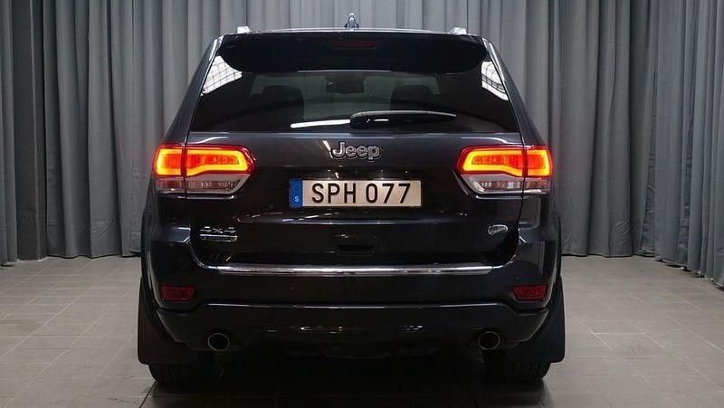 Begagnad Jeep Grand Cherokee Overland 250 HK (183 kW) 2015 Blå SUV