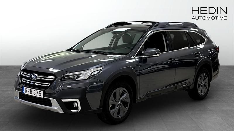 Grå Begagnad 2022 Subaru Outback Kombi | 349 900 kr (Superpris) - Bild 1/4