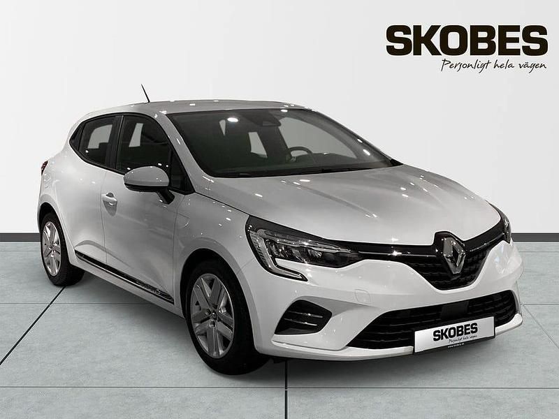 Vit Begagnad 2023 Renault Clio V Zen Halvkombi | 159 000 kr (Marknadspris) - Bild 1/3