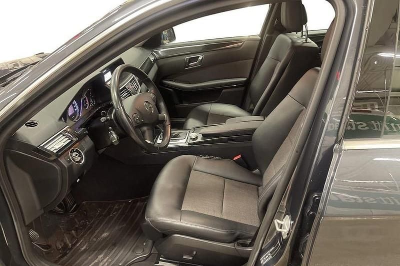 Begagnad Mercedes E200 186 HK (136 kW) 2011 Grå Kombi