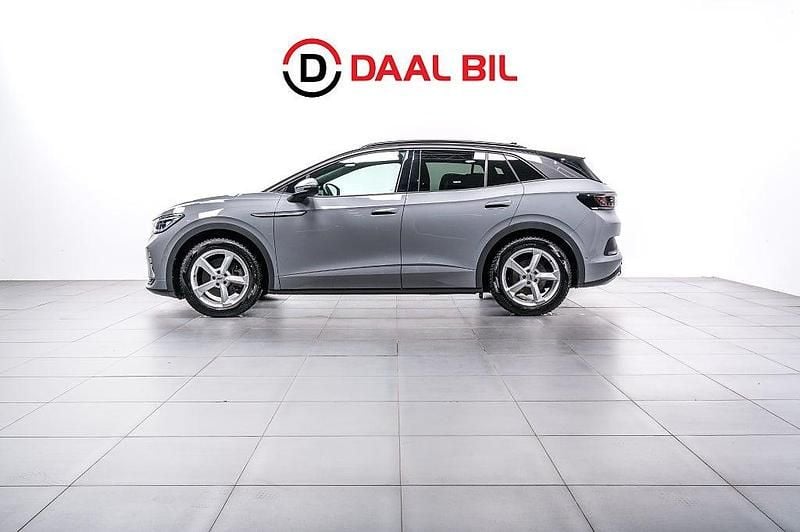 Grå Begagnad 2022 VW ID.4 GTX SUV | 349 700 kr (Superpris) - Bild 1/4