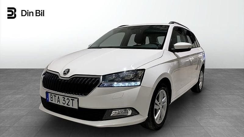 Candy white Begagnad 2019 Skoda Fabia Style Kombi | 164 900 kr (Lite dyr) - Bild 1/4