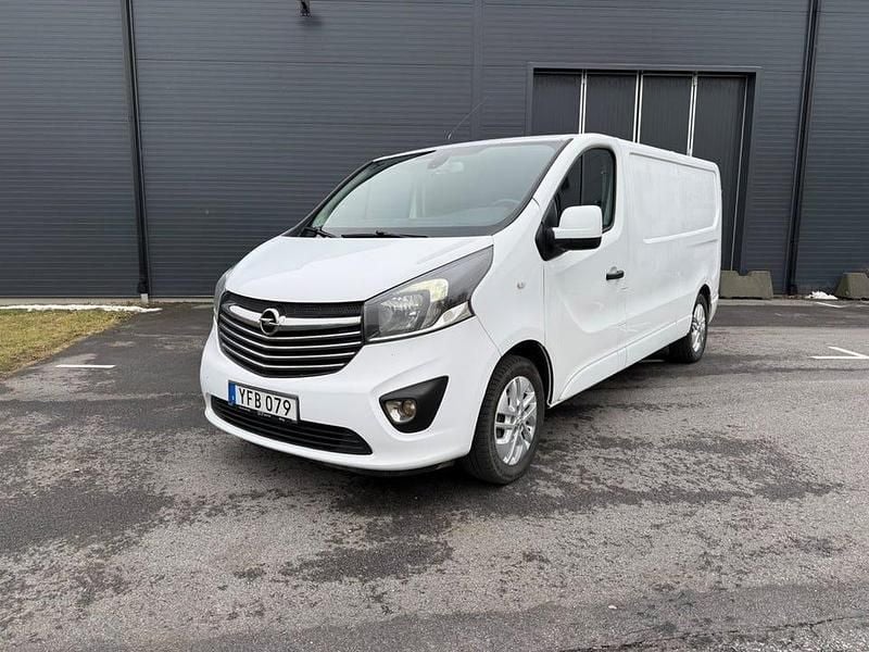 Begagnad Opel Vivaro 120 HK (88 kW) 2016 Vit Minibuss