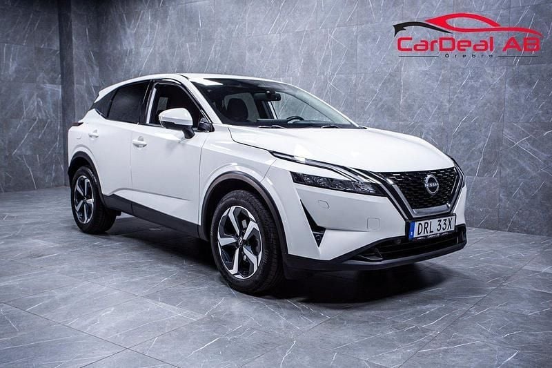 Vit Begagnad 2022 Nissan Qashqai 360º SUV | 267 800 kr (Marknadspris) - Bild 1/4