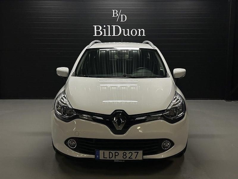 Begagnad Renault Clio GrandTour 90 HK (66 kW) 2016 Vit Kombi
