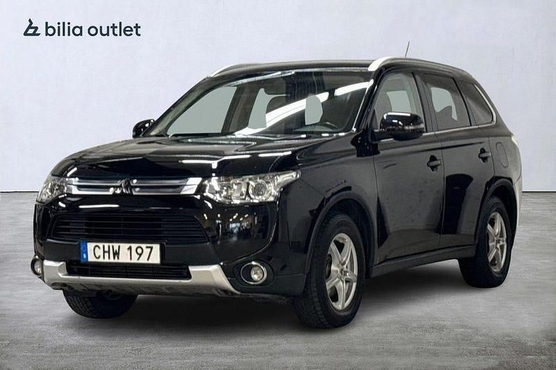 Svart Begagnad 2014 Mitsubishi Outlander SUV | 139 900 kr (Marknadspris) - Bild 1/3