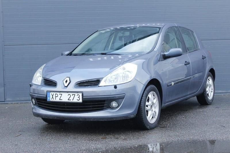 Blå Begagnad 2006 Renault Clio R.S. Halvkombi | 16 900 kr (Bra pris) - Bild 1/4