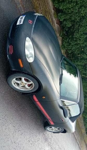 Svart Begagnad 2005 Mazda MX5 Cab | 45 000 kr (Bra pris) - Bild 1/4