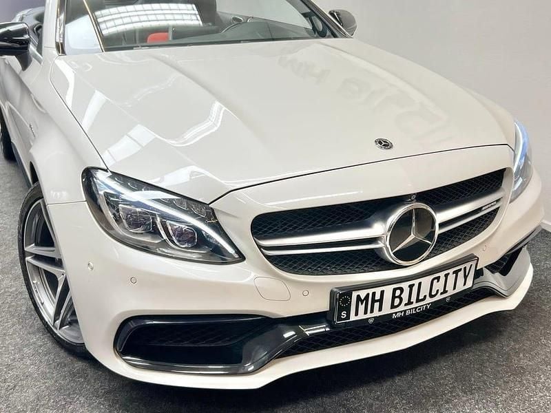 Begagnad Mercedes C63 AMG AMG 476 HK (350 kW) 2017 Vit Cab
