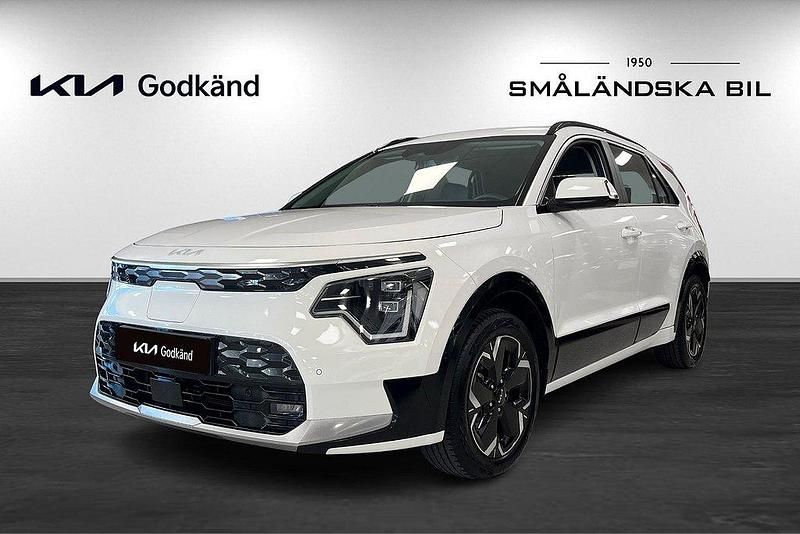 Begagnad Kia e-Niro 150 kW (204 HK) 2022 Vit SUV