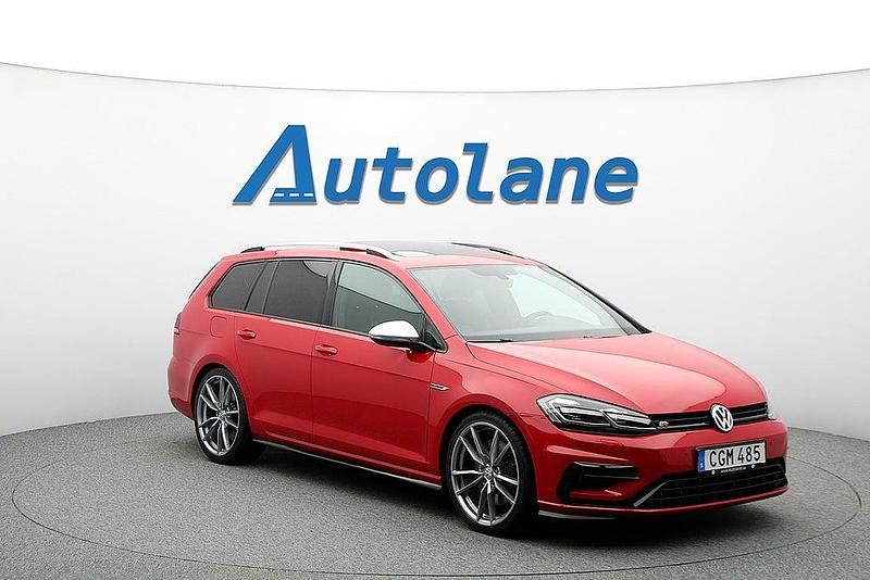 Röd Begagnad 2017 VW Golf VII R Kombi | 264 900 kr (Dyr) - Bild 1/3