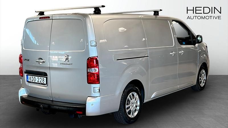 Begagnad Peugeot Expert 122 HK (89 kW) 2017 Silver Van