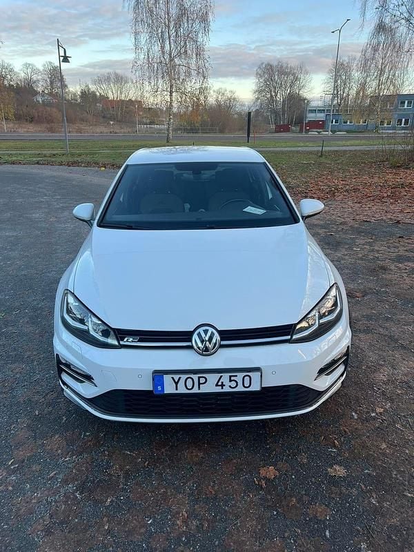 Begagnad 2018 VW Golf VII Halvkombi | 165 000 kr (Bra pris) - Bild 1/4