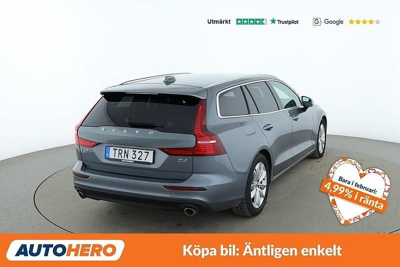 Begagnad Volvo V60 Momentum 192 HK (141 kW) 2018 Grå Kombi