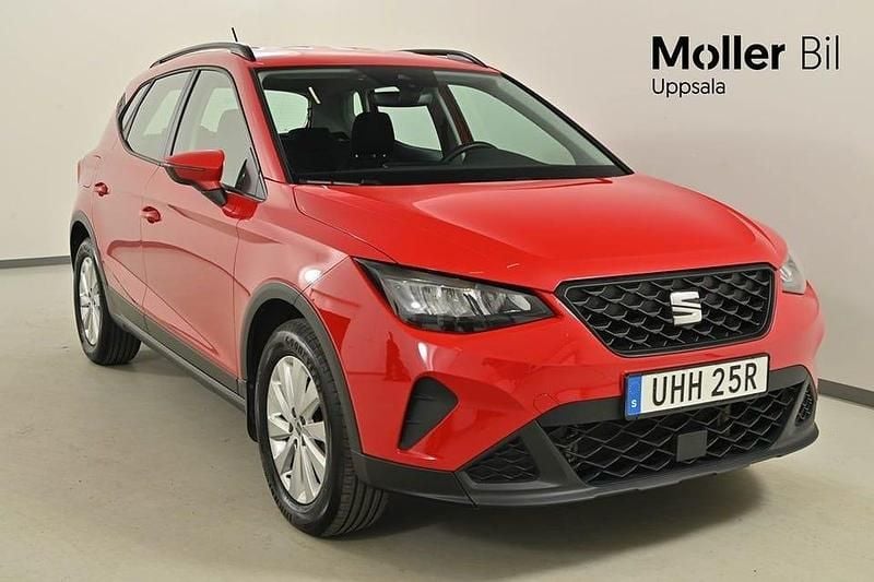 Pure red Begagnad 2023 Seat Arona Style SUV | 189 000 kr (Marknadspris) - Bild 1/4