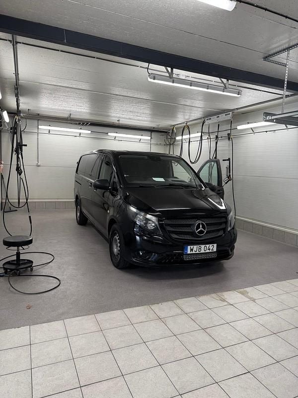 Metallic Begagnad 2017 Mercedes Vito Van | 99 000 kr (Bra pris) - Bild 1/4