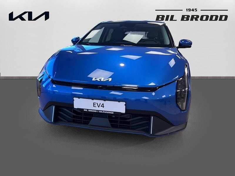 Ny Kia EV4 2026 Blå Halvkombi