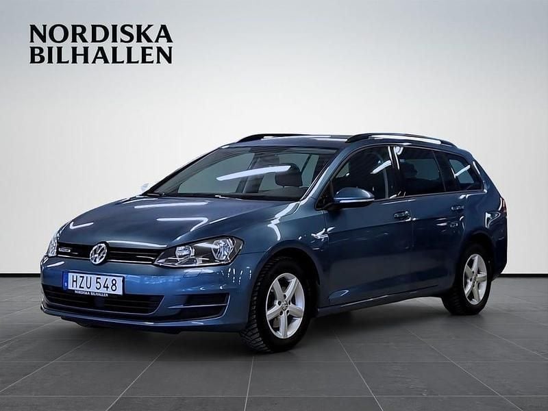 Begagnad VW Golf VII 110 HK (80 kW) 2015 Blå Kombi