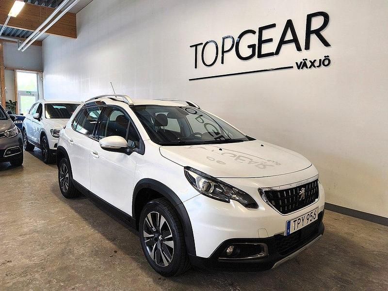 Vit Begagnad 2018 Peugeot 2008 SUV | 109 000 kr (Marknadspris) - Bild 1/4