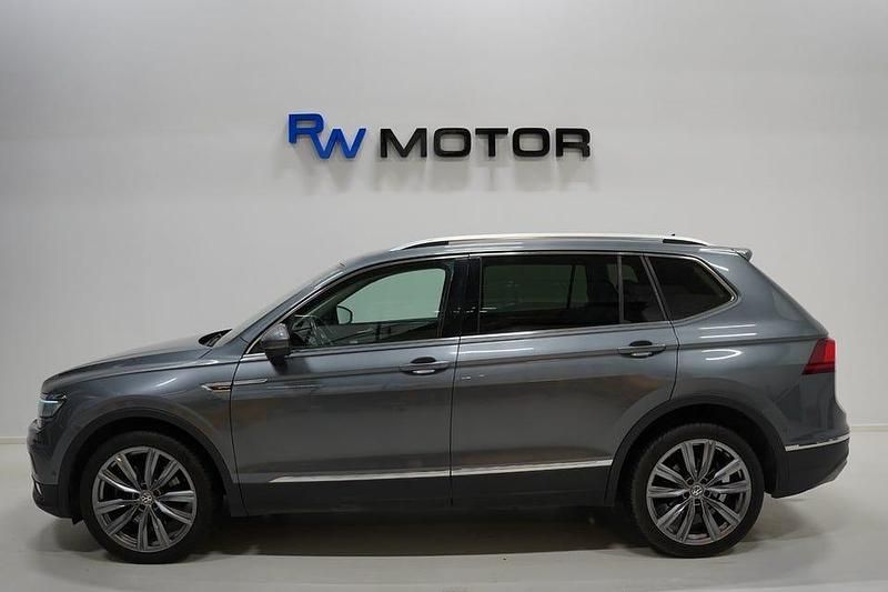 Begagnad VW Tiguan Allspace 190 HK (139 kW) 2017 Mörkgrå SUV