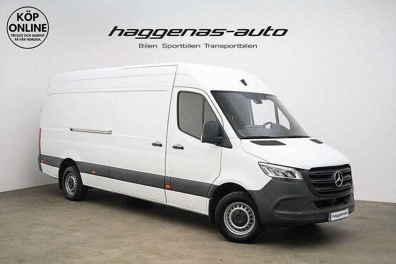 Vit Begagnad 2024 Mercedes Sprinter Van | 459 000 kr (Superpris) - Bild 1/4