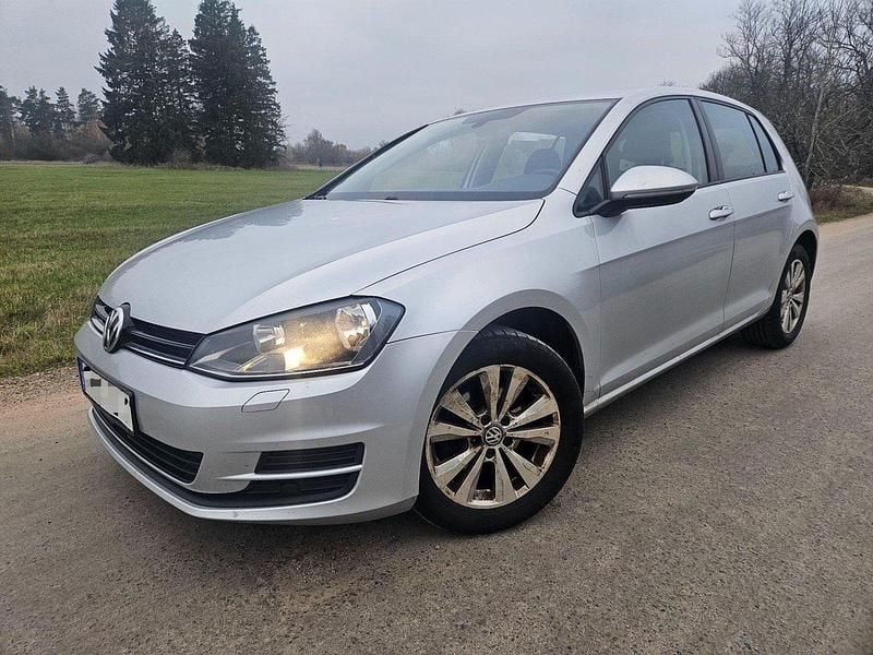 Begagnad 2015 VW Golf VII Halvkombi | 44 000 kr (Superpris) - Bild 1/4
