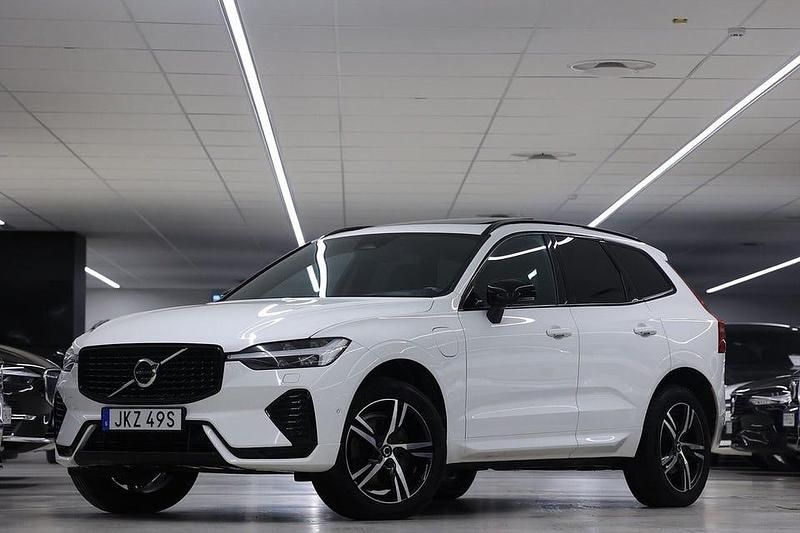Begagnad Volvo XC60 R-Design 303 HK (222 kW) 2022 Vit SUV