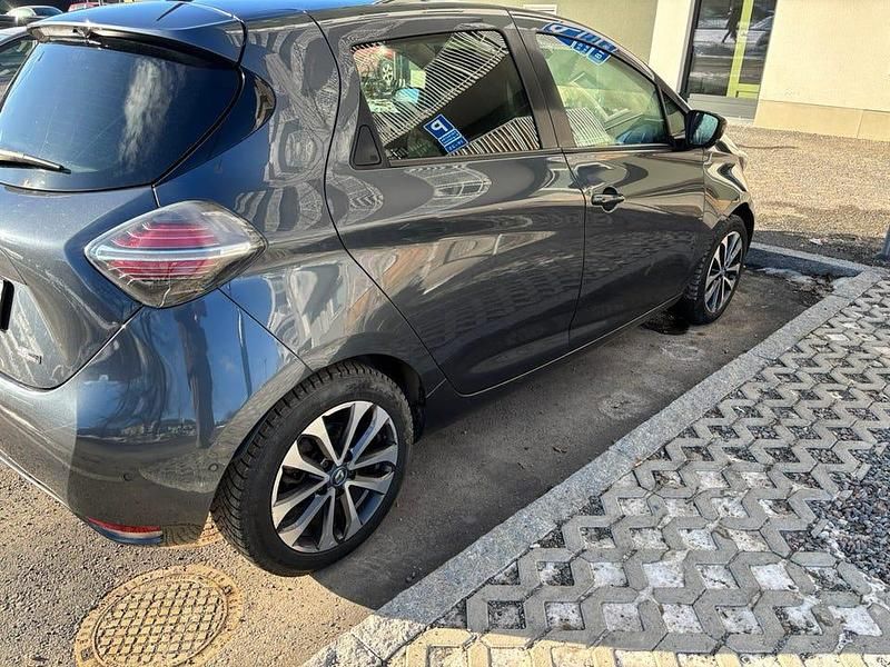 Begagnad Renault Zoe 100 kW (136 HK) 2020 Halvkombi