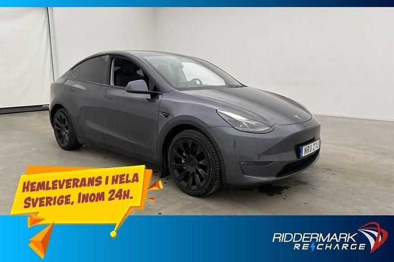 Begagnad Tesla Model Y Long Range AWD 378 kW (514 HK) 2021 Grå SUV