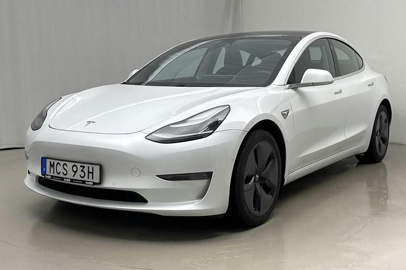 Vit Begagnad 2019 Tesla Model 3 Sedan | 239 800 kr (Marknadspris) - Bild 1/4