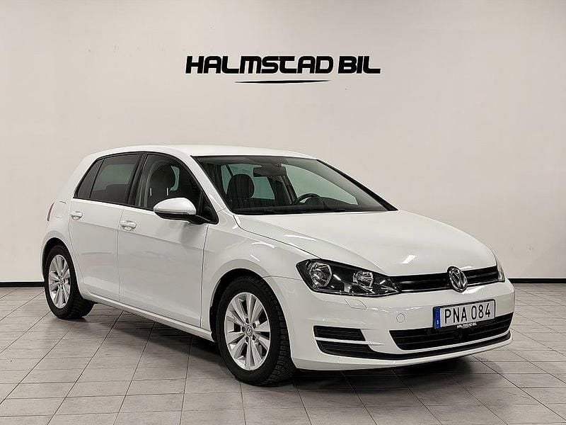 Vit Begagnad 2012 VW Golf VII Halvkombi | 109 500 kr (Lite dyr) - Bild 1/4