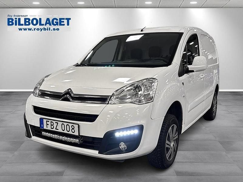 Vit Begagnad 2016 Citroën Berlingo | 129 000 kr - Bild 1/4