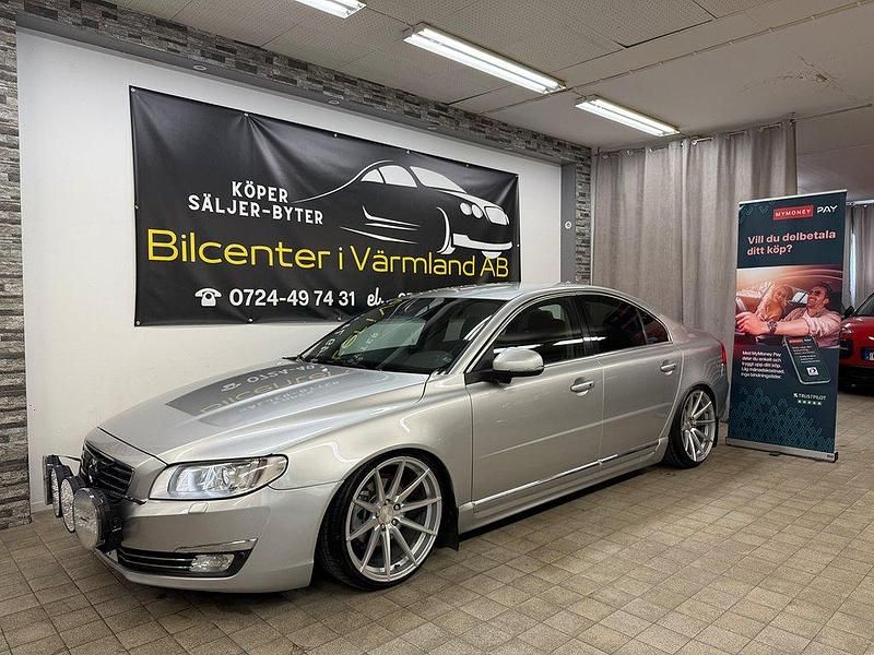Silver Begagnad 2014 Volvo S80 Summum Sedan | 119 900 kr (Dyr) - Bild 1/4