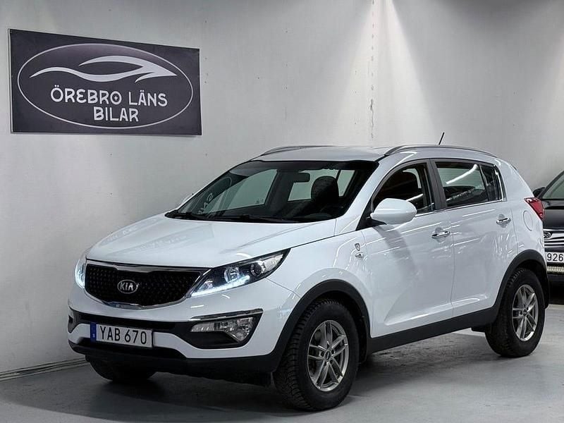 Vit Begagnad 2016 Kia Sportage SUV | 94 900 kr (Superpris) - Bild 1/4
