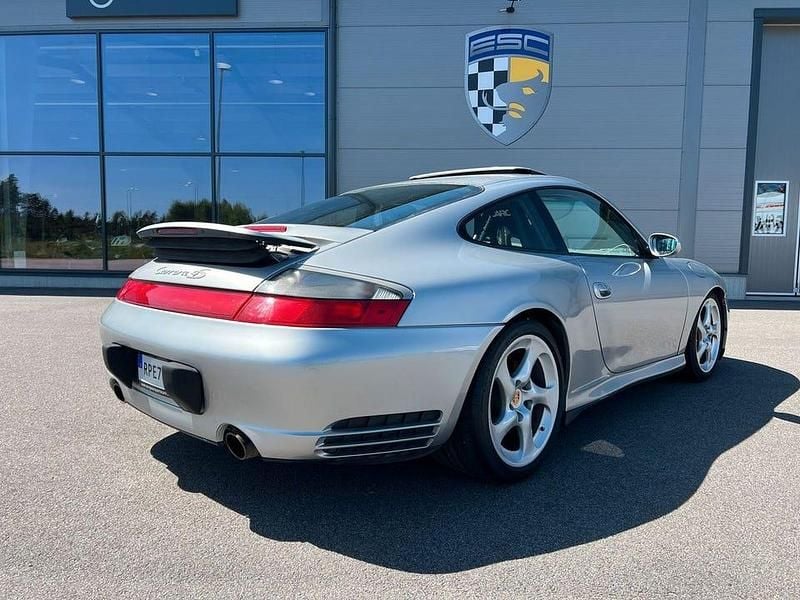Begagnad Porsche 911 Carrera 4S 320 HK (235 kW) 2002 Silver Sportkupé
