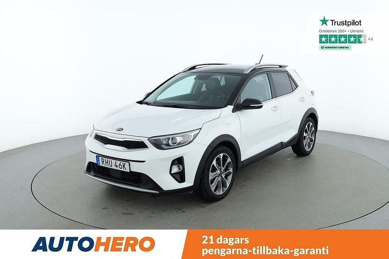 Vit Begagnad 2020 Kia Stonic Advance SUV | 189 000 kr (Marknadspris) - Bild 1/4