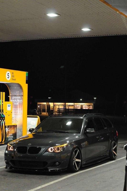 Begagnad 2008 BMW 520 M Sport Kombi | 92 000 kr - Bild 1/4