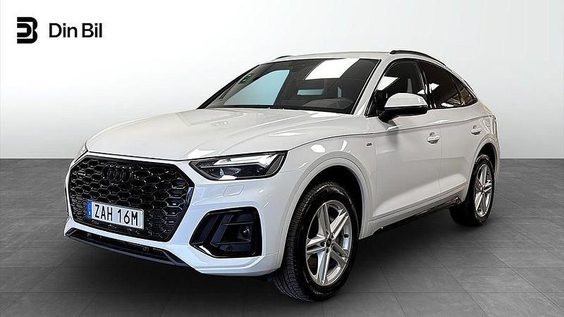 Vit (glaciärvit metallic) Begagnad 2024 Audi Q5 Sportback S-Line SUV | 639 000 kr - Bild 1/4