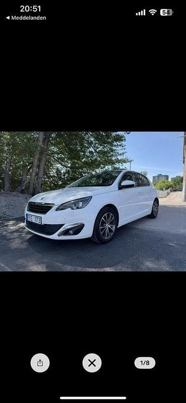 Vit Begagnad 2013 Peugeot 308 Allure Halvkombi | 65 000 kr (Superpris) - Bild 1/4