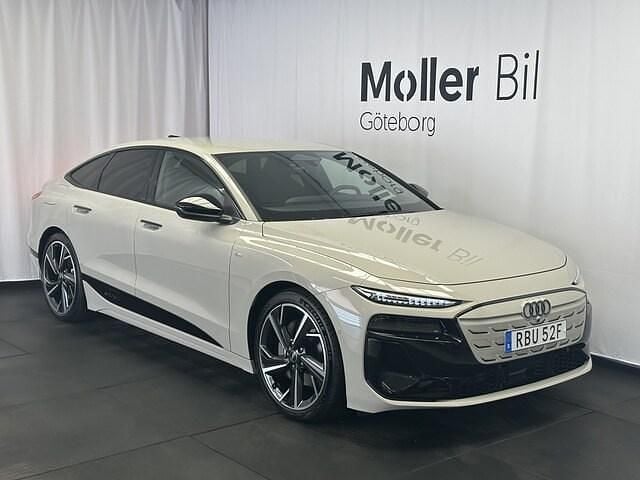 Begagnad Audi e-tron Sportback S-Line 314 kW (428 HK) 2025 Siambeige metallic SUV