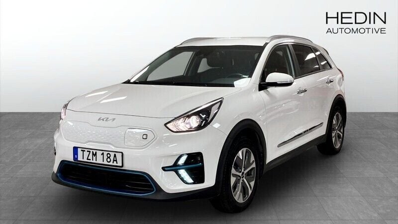 Vit (white) Begagnad 2022 Kia e-Niro 2 SUV | 269 900 kr (Marknadspris) - Bild 1/4