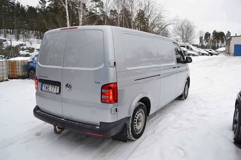 Begagnad VW T6 102 HK (75 kW) 2018 Silver Van