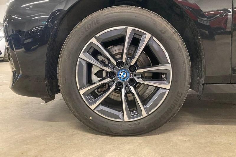 Begagnad BMW 225 Active Tourer M Sport 248 HK (182 kW) 2025 Svart Minibuss