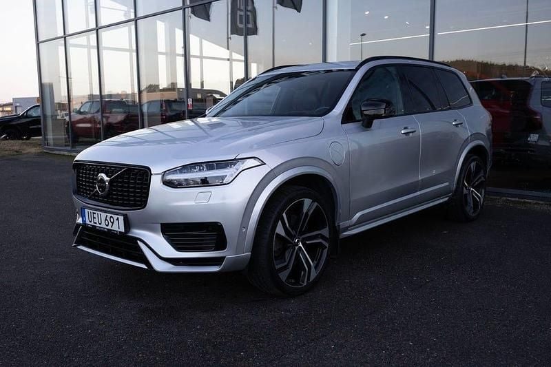 Begagnad Volvo XC90 R-Design 392 HK (288 kW) 2021 Silver SUV